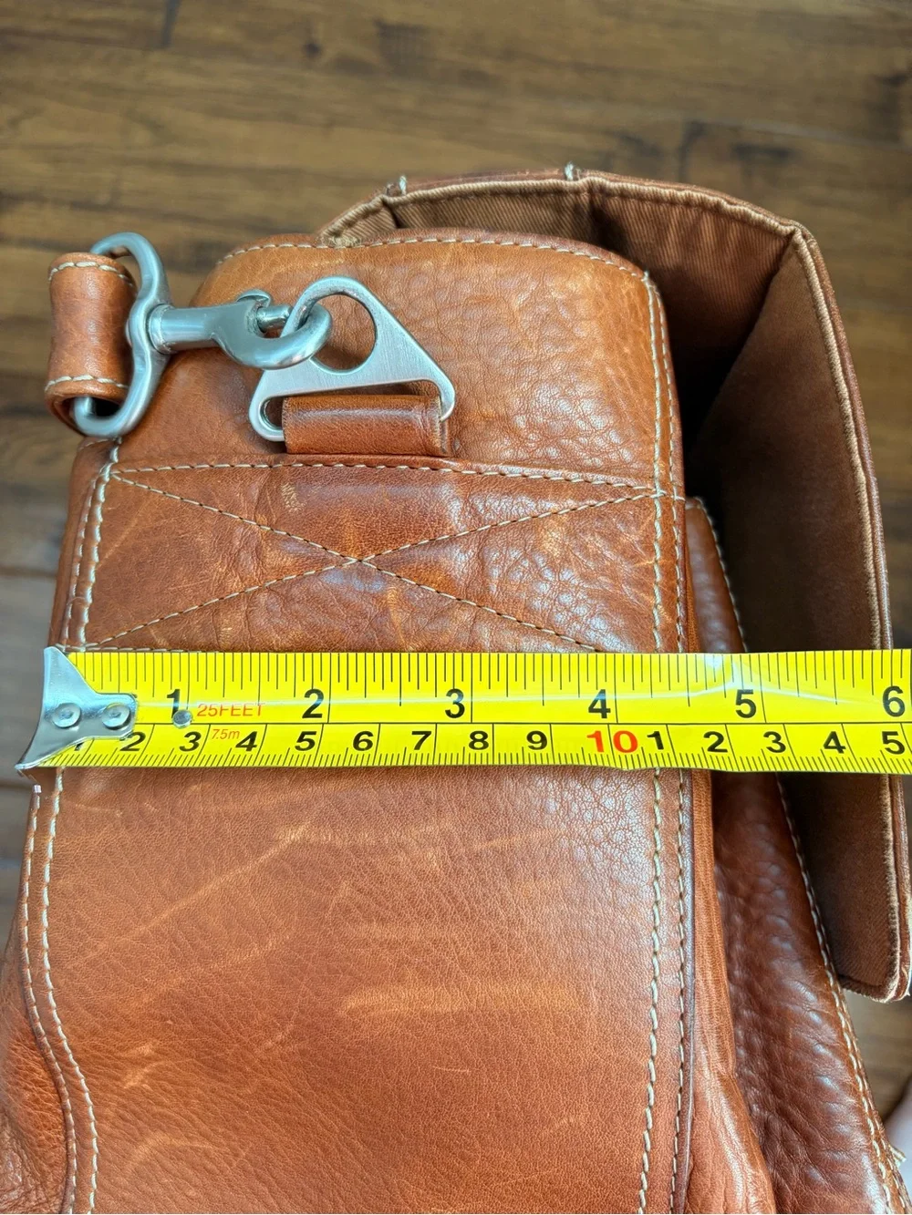 Ralph Lauren Chaps Leather Messenger Bag in Cognac Brown